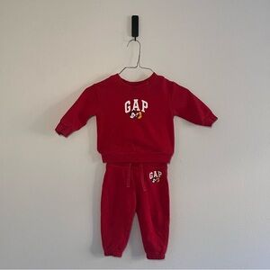 GAP x Disney • Mickey Mouse Outfit